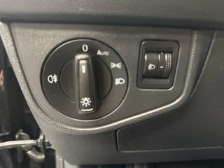 Volkswagen Polo Volkswagen Polo 1.0 TSI Highline Automaat-Navigatie-Apple Carplay-Clima-Stoelverwarming-Parkeersensoren V+A-Lm16''velgen - afbeelding nr 24