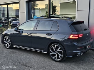 Volkswagen Golf Volkswagen Golf 1.5 eTSI R-Line Panorama/HUD/Harman Kardon/Keyless - afbeelding nr 8