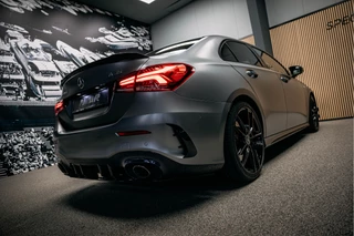 Mercedes-Benz A-Klasse Mercedes-Benz A-Klasse AMG 35 4MATIC Premium Plus Vol uitgevoerde A35 Limo - afbeelding nr 12