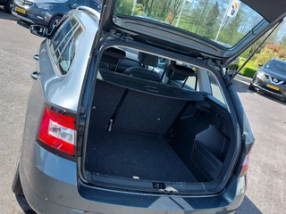 Škoda Fabia 1.2 TSI 90pk Ambition Businessline | Origineel NL | Navi | Airco | Cruise | Bluetooth Carkit+Streaming | Pdc | Mistlampen | 15''lm - afbeelding nr 28