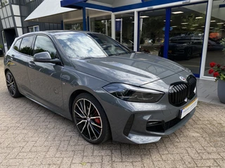 BMW 1 Serie BMW 1 Serie 118i Exe H/K, Pano, Stoelver, M-sport - afbeelding nr 9