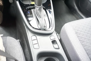 Toyota Yaris Cross Toyota Yaris Cross 1.5 Hybrid 115 Business Plus |Navi|Carplay|PDC V+A|Dodehoek|Camera|Stoel en stuurverwarming| - afbeelding nr 32