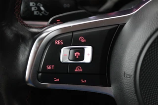Volkswagen Polo Volkswagen Polo 2.0 TSI GTI (PANORAMADAK, STOELVERWARMING, ACHTERUITRIJCAMERA, AUTOMAAT, CRUISE ADAPTIEF, PARKEERSENSOREN) - afbeelding nr 15