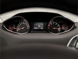 Peugeot 308 Peugeot 308 SW 1.2 PureTech Sport (PANORAMADAK, APPLE CARPLAY, GROOT NAVI, ADAPTIVE CRUISE, PARKEERSENSOREN, SPORTSTOELEN, GETINT GLAS, CRUISE, DAB+, NIEUWSTAAT) - afbeelding nr 21