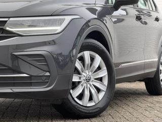 Volkswagen Tiguan Volkswagen TIGUAN 1.5 TSI Life Nieuw model Led Clima Safety pack Pdc Mooie kleur Nette auto! - afbeelding nr 31