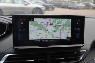 Peugeot 5008 Peugeot 5008 1.2 Hybrid Allure Pack Business 7p. / Camera / Half leder / Navigatie / 18'' / Keyless / Dodehoek / Stoelverwarming / Cruise Control - afbeelding nr 21