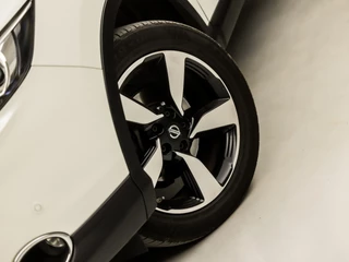 Nissan QASHQAI (PANORAMADAK, NAVIGATIE, CLIMATE, 360 CAMERA, STOELVERWARMING, SPORTSTOELEN, KEYLESS, LED KOPLAMPEN, NIEUWSTAAT) - afbeelding nr 18
