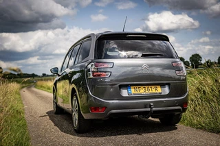 Citroën Grand C4 Picasso Citroen  C4 Grand Picasso 1.6 BlueHDi Intensive | Vol opties - afbeelding nr 30