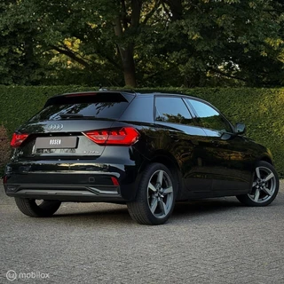 Audi A1 Sportback Audi A1 Sportback 30 TFSI S Line edition one |LED | LEER | - afbeelding nr 2