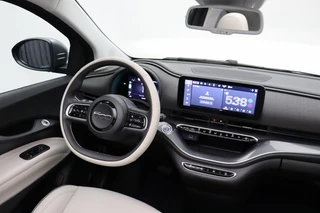 Fiat 500e Fiat 500e Cabrio La Prima 42kWh | ACC | Winterpack | JBL | Camera | CarPlay - afbeelding nr 25
