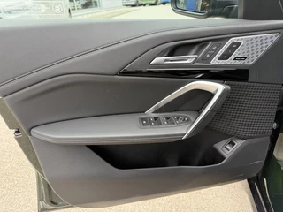 BMW iX1 BMW iX1 eDrive20 67 kWh 204pk | X-Line | Travel Pack  | Innovation Pack | Adaptieve cruise controle | HiFi System Harman Kardon | Panoramadak | Head up Display - afbeelding nr 33