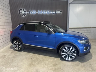 Volkswagen T-Roc Volkswagen T-Roc 1.5 TSI Style Business PANO, ACC, STANDkACH - afbeelding nr 3