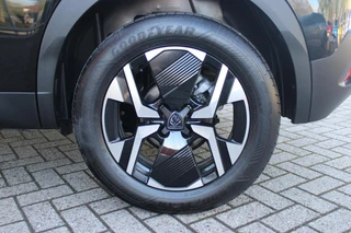 Peugeot 2008 Peugeot 2008 1.2 130PK AUTOMAAT GT PACK | ELEKTRISCH BEDIENBARE BESTUURDERSSTOEL | NAVIGATIE | FULL LED KOPLAMPEN | DRAADLOZE APPLE CARPLAY/ANDROID AUTO | ADAPTIVE CRUISE CONTROL | CAMERA VOOR + ACHTER | CLIMATE CONTROL | LICHTMETALEN VELGEN 17