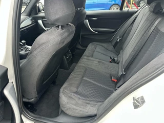 BMW 1 Serie BMW 1-serie 118i M Sport Edition | PDC | Cruise | M pakket - afbeelding nr 20