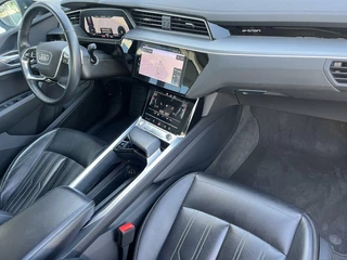 Audi e-tron Audi E-tron QUATTRO Launch edition LEDER+STOELVERW+AFN TREKH - afbeelding nr 2