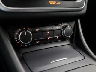 Mercedes-Benz CLA 157Pk Automaat (GROOT NAVI, LEDER/ALCANTARA, GETINT GLAS, SPORTSTOELEN, CRUISE, LED KOPLAMPEN, ELEK ACHTERKLEP, NIEUWE APK, NIEUWSTAAT) - afbeelding nr 10