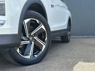 Mitsubishi Eclipse Cross Mitsubishi Eclipse Cross 2.4 PHEV Intense / Carplay / Trekhaak / Stoelverwarming - afbeelding nr 4