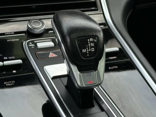 Porsche Panamera Porsche Panamera Sport Turismo 4.0 Turbo S E-Hybrid, FULL OPTIONS, KERAMISCH, PANO, BURMESTER, MATRIX, CARBON, LEDER, ALCANTARA, STOELVERWARMING/VENTILATIE, LICHTMETAAL 21