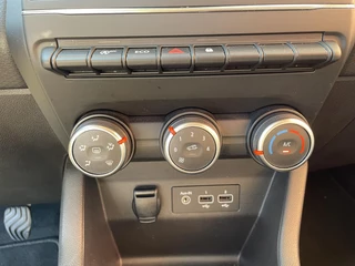 Renault Clio Renault Clio 1.0 TCe 91 pk Equilibre Navigatie Apple Carplay/Android Auto Parkeersensoren achter Cruise Control Ledverlichting Airco - afbeelding nr 14
