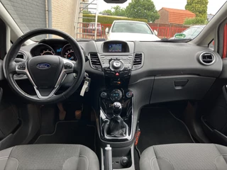 Ford Fiesta Ford Fiesta 1.0 EcoBoost Titanium X 101 pk | dealer onderhouden | climate control | trekhaak | camera | cruise control - afbeelding nr 13