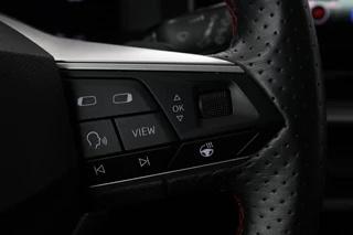 SEAT Leon SEAT Leon 1.5 eTSI FR | Stoel & stuurverwarming | Trekhaak |  Carplay | Navigatie | Adaptive cruise | Sportstoelen | Full LED - afbeelding nr 16