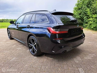 BMW 3 Serie BMW 3-serie Touring 330e M-Sport|Pano|Laser|Head-Up - afbeelding nr 8