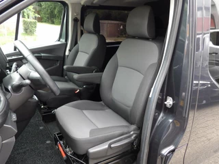 Renault Trafic Renault Trafic 2.0 dCi 150PK NOV 2023 DUBCAB 1e EIG TOPSTAAT 22098km! VELE EXTRA'S - afbeelding nr 8