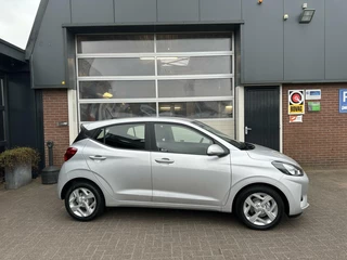 Hyundai i10 Hyundai i10 1.0 Comfort 5-zits AUTOMAAT CARPLAY *ALL-IN PRIJS* - afbeelding nr 2