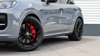 Porsche Cayenne Porsche Cayenne Coupé 4.0 Turbo E-Hybrid SportDesign | Head-up | Stoelventilatie | InnoDrive | Soft-Close | HD Matrix | Trekhaak - afbeelding nr 22