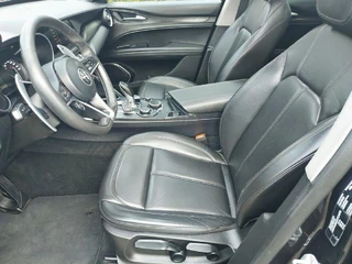 Alfa Romeo Stelvio Alfa Romeo Stelvio 2.0 T AWD Super Automaat, panoramadak,trekhaak,cruise,navigatie,achteruitrijcamera,lederen bekleding,parkeersensoren, - afbeelding nr 10