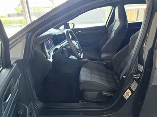 Volkswagen Golf Volkswagen Golf 1.4 eHybrid GTE / Dealer Onderhouden / IQ Light / Stoelverwarming / CarPlay - afbeelding nr 3