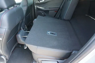 Ford Kuga Ford Kuga 2.5 PHEV ST-line X Graphite Tech 225PK Adaptieve Cruise Navi Camera Climate Stoelverwarming Voorruit Verwarming B&O Head Up Keyless 19'' Inch Velgen *1500KG Trekgewicht* - afbeelding nr 17
