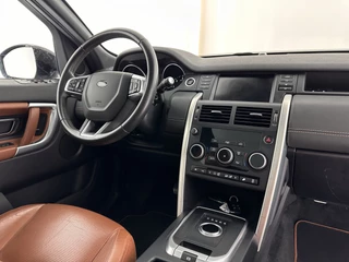 Land Rover Discovery Sport Aut. *PANO | LUXURY-LEATHER | BI-XENON | CAMERA | BLINDSPOT | MEMORY-PACK | NAVI-FULLMAP | MERIDIAN-AUDIO | ECC | PDC | CRUISE | SHIFT-PADDLES | LANE-ASSIST | 20