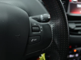 Peugeot 2008 Peugeot 2008 1.2 PureTech GT-line | Trekhaak | Navigatie | Cruise control | C - afbeelding nr 30