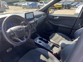 Ford Kuga Ford Kuga 2.5 PHEV ST-Line X 225pk | Black Pack | Elektrische Achterklep | Rode Remklauwen | Achteruitrijcamera | 20 inch velgen - afbeelding nr 15