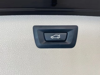 BMW 3 Serie BMW 3-serie Touring 318i Executive | LED | ELEKT ACHTERKLEP | NAVI | 18