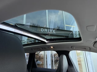 Volvo XC60 Volvo XC60 2.0 B5 Momentum Exclusive |Pano|Carplay|Leer|Memory|AutoPilot|HUD|El.Trekhaak|19