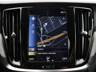 Volvo V60 Volvo V60 T8 PLUG-IN HYBRID AWD R-DESIGN HARMAN KARDON CAMERA DAB+ - afbeelding nr 24