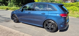 Mercedes-Benz B-Klasse Mercedes-Benz B-Klasse 180 Business Solution AMG* Automaat*NAP*NL auto - afbeelding nr 2