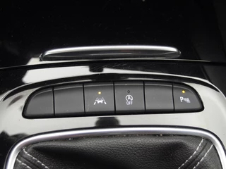 Opel Insignia TREKHAAK / CARPLAY / KEYLESS / NAVI / CLIMA / PDC / BLUETOOTH / CRUISE - afbeelding nr 31