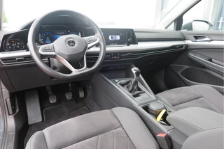 Volkswagen Golf Volkswagen Golf 1.5 TSI 96kw 130pk Style , Panorama dak , Led, Virtual cockpit ,Trekhaak uitklapbaar, PDC, Navigatie via Carplay , DAB+ , Stoelverwarming,Alcantara bekleding, etc. - afbeelding nr 21
