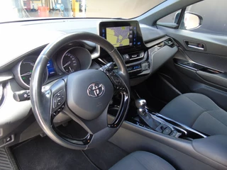 Toyota C-HR Toyota C-HR 1.8 Hybride Team - 2018 - 58DKM - Navi-Camera-Trekhaak - afbeelding nr 18