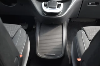 Mercedes-Benz V-Klasse Mercedes-Benz V-Klasse V 300 d 4MATIC extra lang geel kent incl btw / bpm - afbeelding nr 51