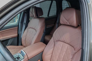 BMW X5 BMW X5 xDrive50e M-SPORT PANO TREKHAAK HARMAN KARDON 22INCH HEAD UP - afbeelding nr 12