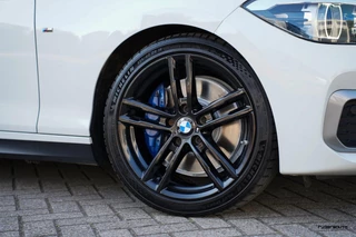 BMW 1 Serie BMW 1-serie M140i LCI2 | Schuifdak | Navi Pro | 719M | M Sport onderstel | Zaero diffuser | Alpinweiss - afbeelding nr 11