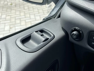 Ford Transit Ford Transit 350 2.0 TDCI L3H2 Trend Zuid | 170pk | Airco | Cruise control | Parkeersensoren - afbeelding nr 15
