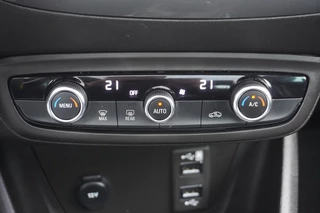 Opel Crossland Opel Crossland 1.2 Turbo Elegance / Pano / Camera + PDC / Zwart dak / Navi / LED / DAB+ - afbeelding nr 26