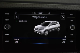 Volkswagen T-Cross Volkswagen T-Cross TSI 110PK DSG STYLE CAMERA/LED/CARPLAY - afbeelding nr 33