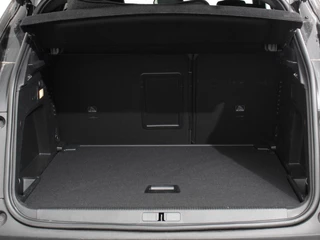 Peugeot 3008 Peugeot 3008 1.2 PureTech Allure Climate control Adaptive cruise control Achteruitrijd camera Parkeersensoren Verwarmde voorstoelen LED Navigatie Apple Carplay/ Android Auto - afbeelding nr 34