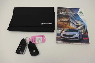 Škoda Octavia Skoda Octavia 1.4 TSI iV PHEV Style | Head-Up | Massage |  Stoel & achterbankverwarming | Camera | Carplay | Adaptive cruise | Full LED | Navigatie - afbeelding nr 23